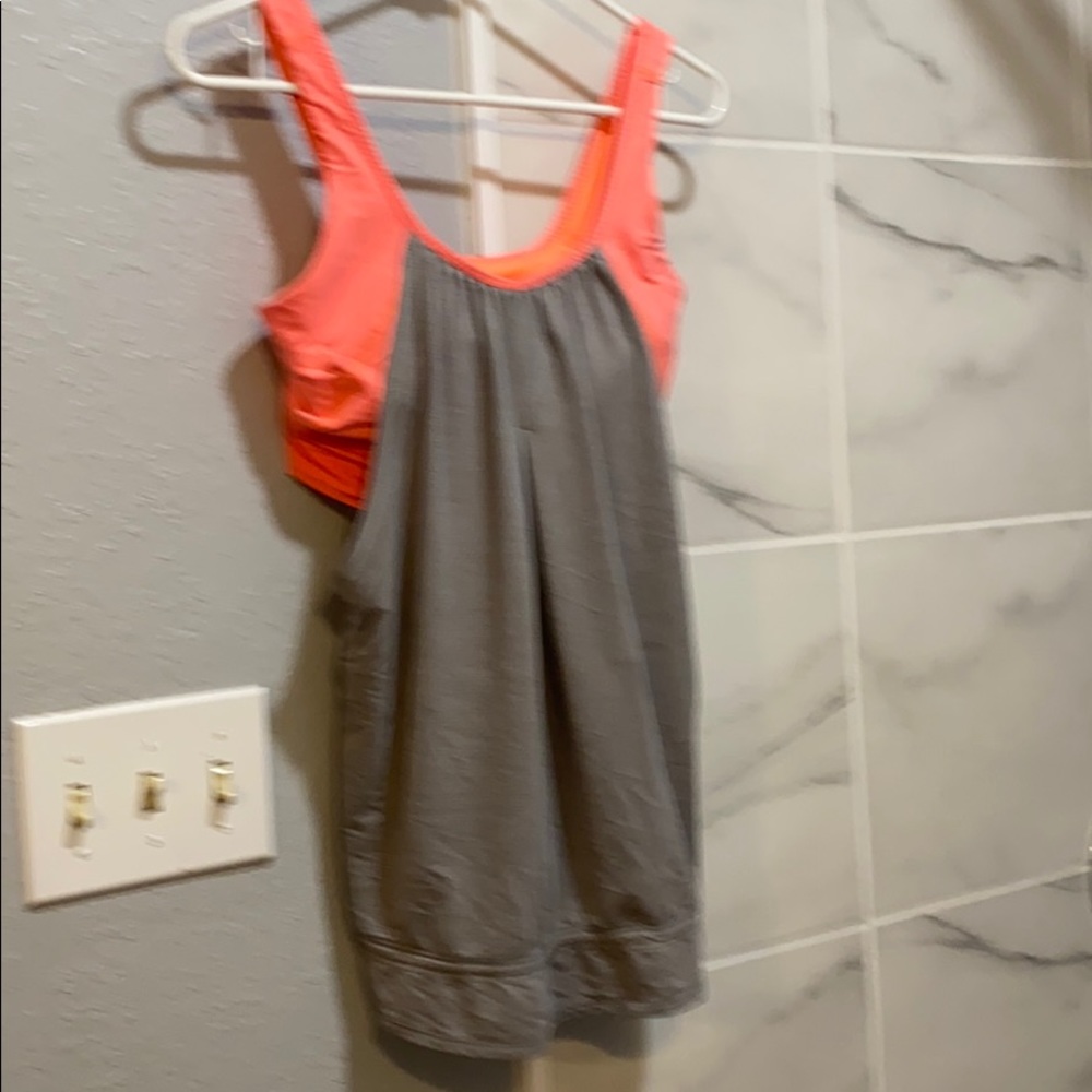 Lululemon tank top